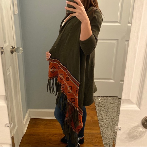 Cotton By Autumn Cashmere Olive Aztec Cardigan - Picture 3 of 6